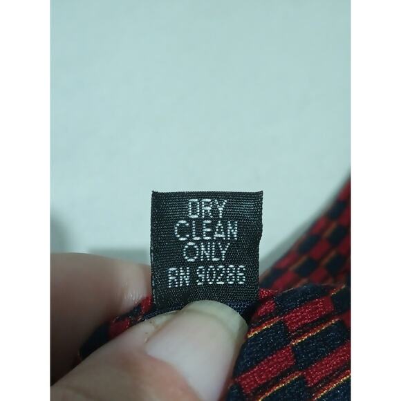 Prestwick & Moore 100% Silk Red Blue Gold Geometric Print Tie Made In USA - Picture 4 of 7